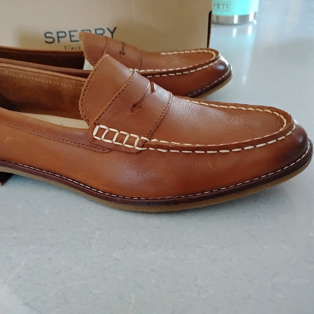 Sperry Womans Brown Loafers